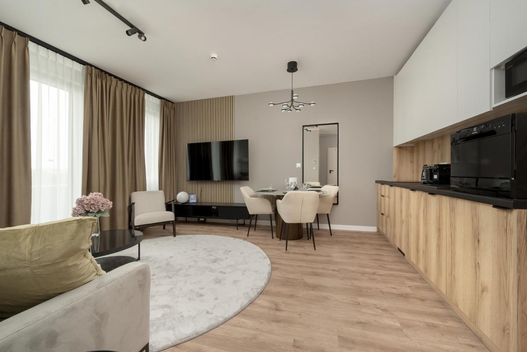 Apartamenty Zwycieska Z Klimatyzacja, Free Garage Wroclaw By Noclegi Renters Экстерьер фото