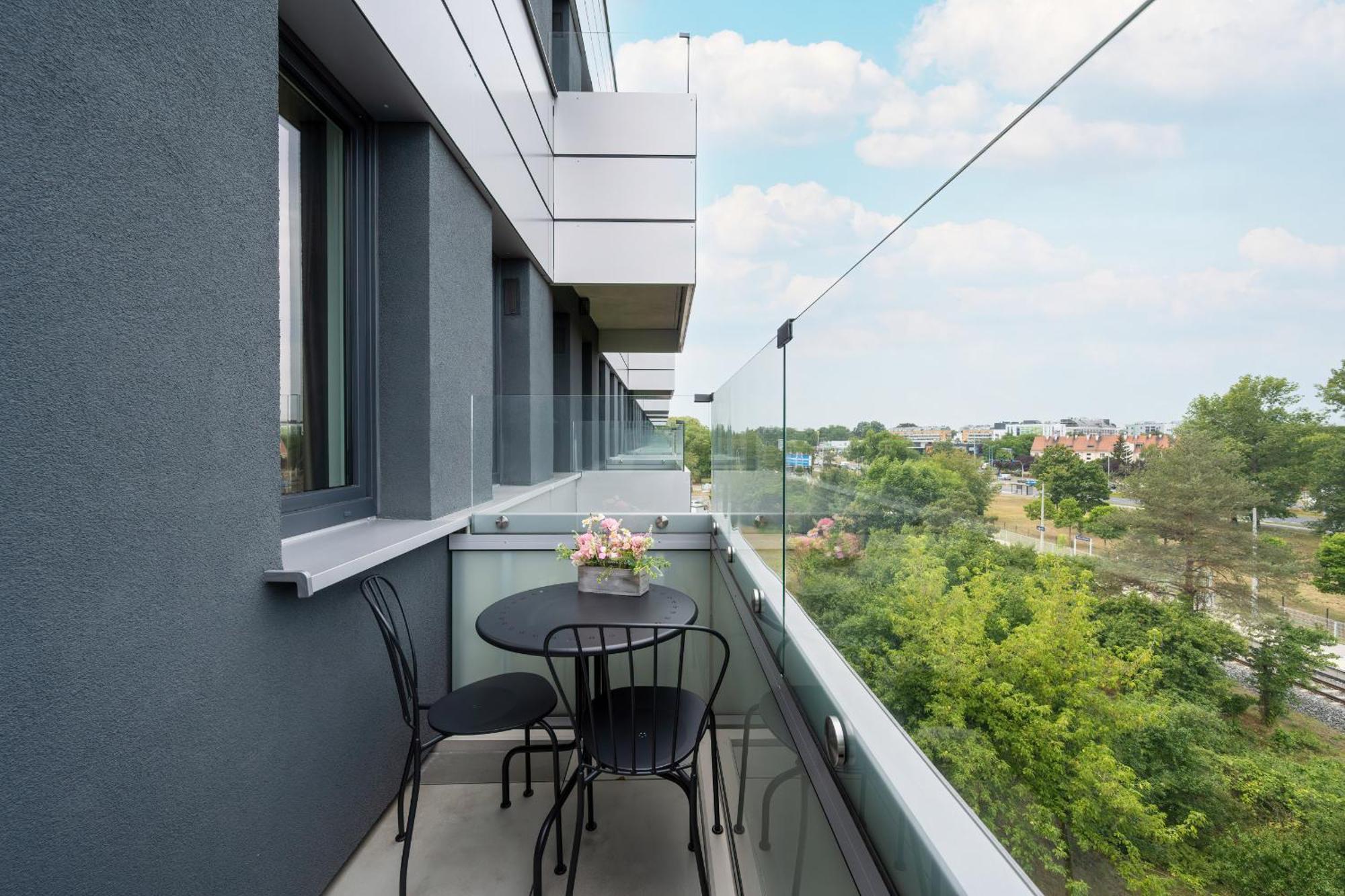 Apartamenty Zwycieska Z Klimatyzacja, Free Garage Wroclaw By Noclegi Renters Экстерьер фото
