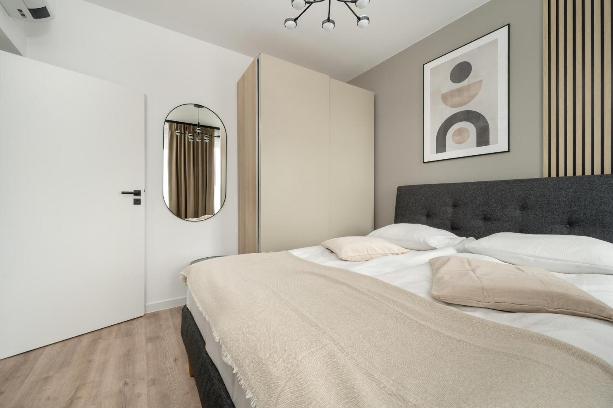 Apartamenty Zwycieska Z Klimatyzacja, Free Garage Wroclaw By Noclegi Renters Экстерьер фото