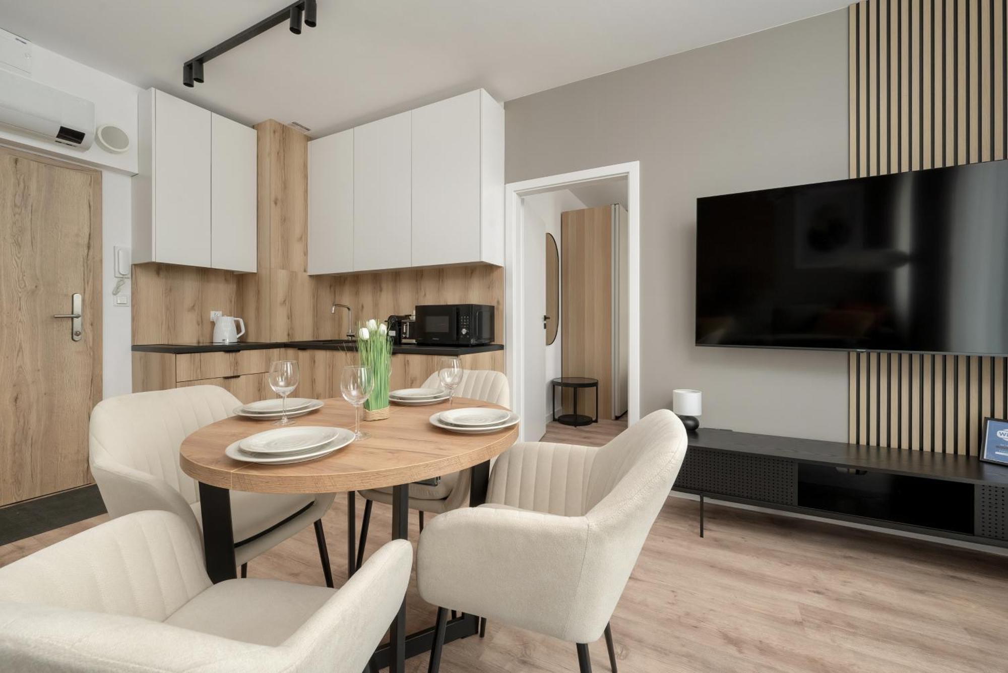 Apartamenty Zwycieska Z Klimatyzacja, Free Garage Wroclaw By Noclegi Renters Экстерьер фото